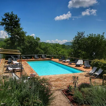 Valley-view Farmhouse In With Pool And Bbq Holiday home *
