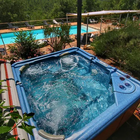 Valley-view Farmhouse In With Pool And Bbq *