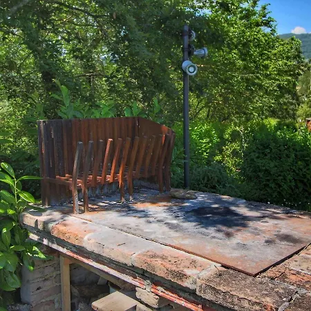 Valley-view Farmhouse In With Pool And Bbq