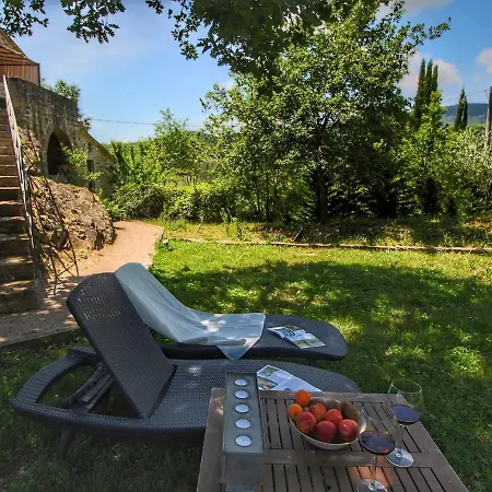 Valley-view Farmhouse In With Pool And Bbq * אומברטידה